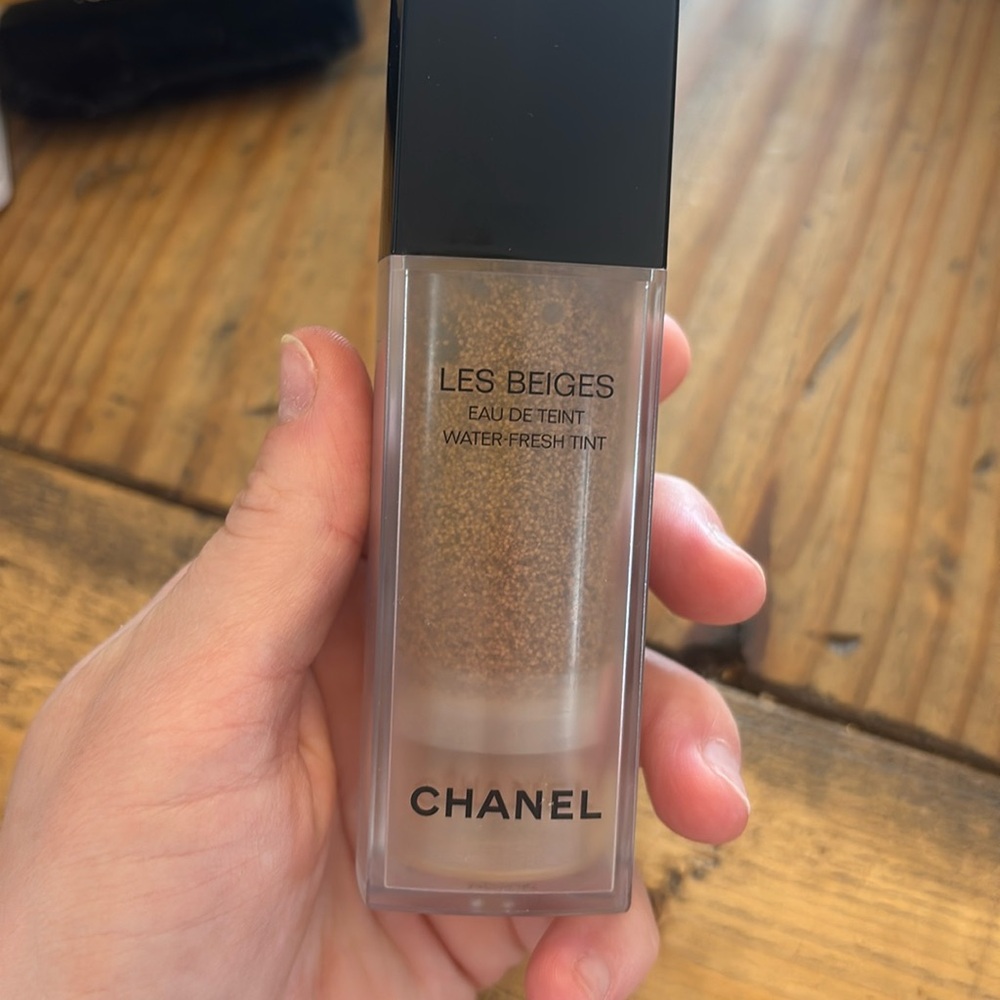 Chanel water fresh tint